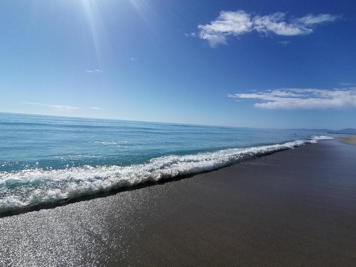 Escale Au Sud, Un Appart Les Pieds Dans L Eau :) Le Barcarès Exteriér fotografie